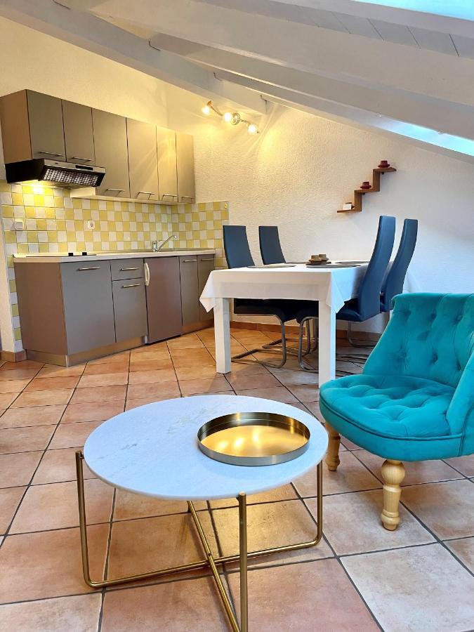 Papilon Apartment *